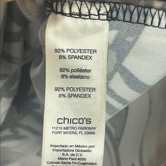 WEEKENDS BY CHICO'S 1/4 Zip White Black Gold Floral Stretch Athletic Top Size XL - Picture 7 of 9